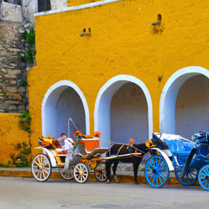 Pferdekutshcen in Izamal. Mexiko