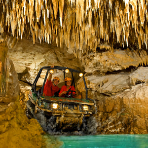 Offroad Experience in den Höhlen von Xplor, Mexiko